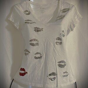 Womens Express Lips Shirt Size Medium